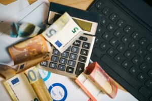 Calculate Working Capital: Methods, Formulas, and Practical Examples