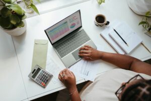 Business Line of Credit Calculator Guide: How to Estimate Borrowing Capacity and Costs