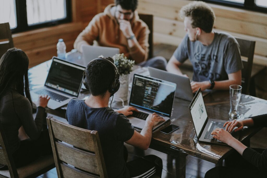 Is a Small Business Loan Fixed or Variable? Choosing the Right Rate Structure