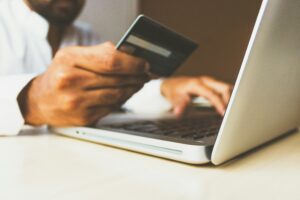 Business Credit vs Personal Credit: Why the Difference Matters