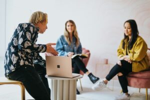 Loan Referral Programs: Turn Your Contacts Into Income